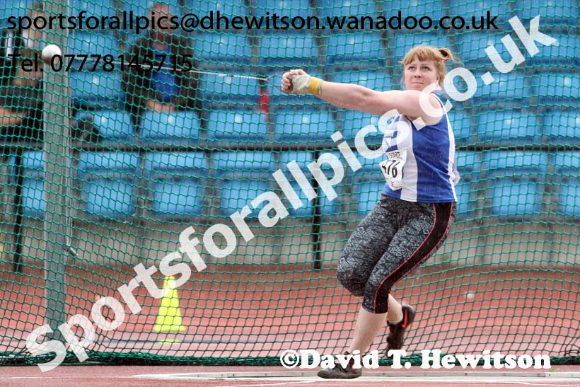 Womens under-20s hammer, Northern Championships, Sport City, Manchester. Photo: David T. Hewitson/Sports for All Pics